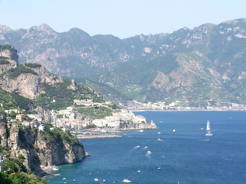 فيلا Amalfi 51 Con Vista Mare, Giardino E Terrazze كونكا دي ماريني الغرفة الصورة