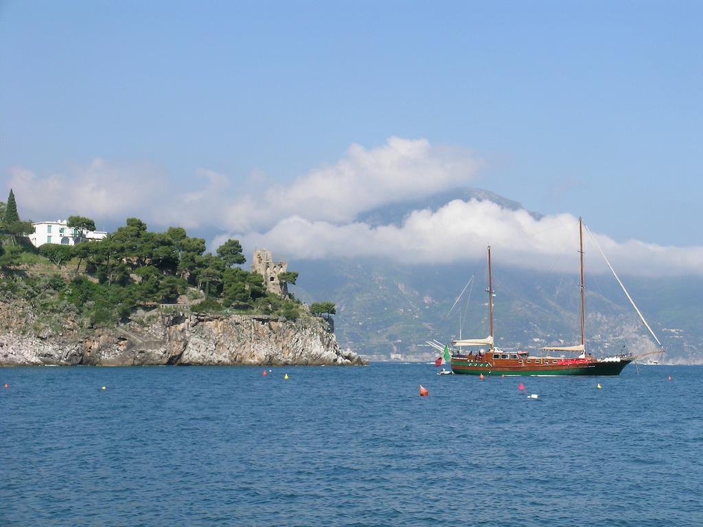 فيلا Amalfi 51 Con Vista Mare, Giardino E Terrazze كونكا دي ماريني الغرفة الصورة